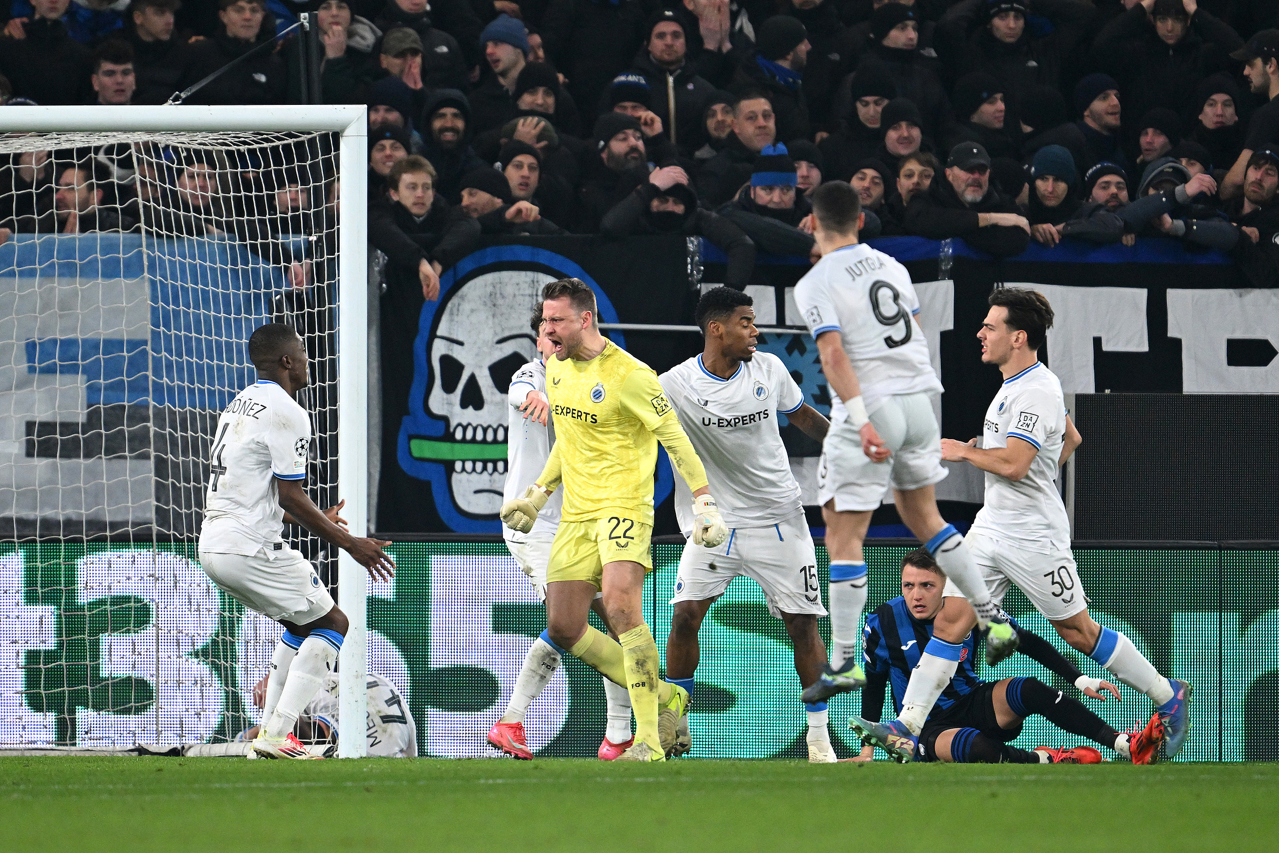 亚特兰大客场不敌强敌，遭遇连败