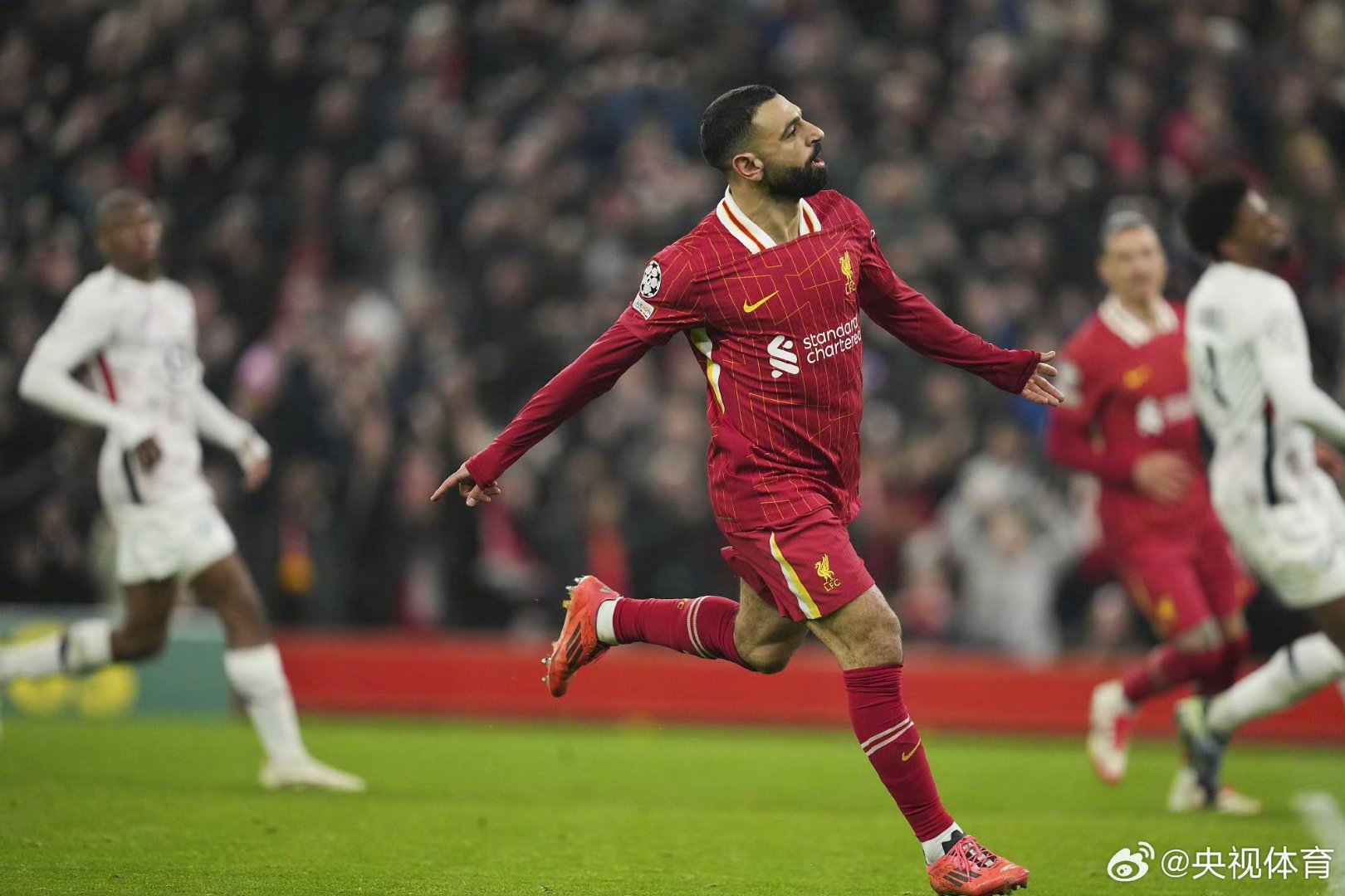 包含里尔队客场迎战，力争保持不败走势的词条